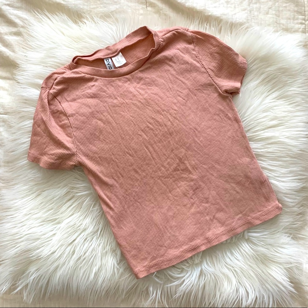 H&M Pink Short Sleeve Tee